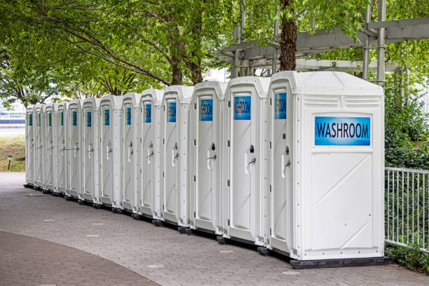 Best Porta potty rental near me  in Commercial Point, OH