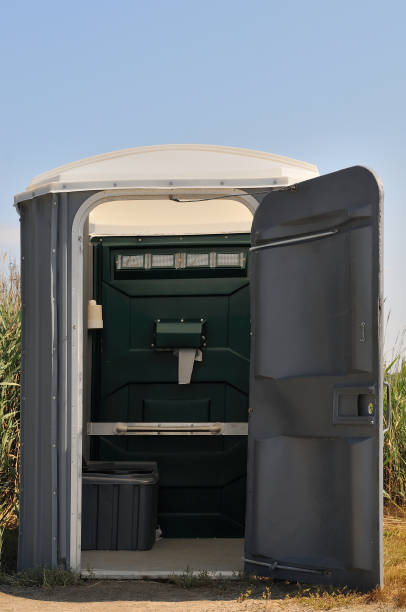 Best Portable bathroom rental  in Commercial Point, OH